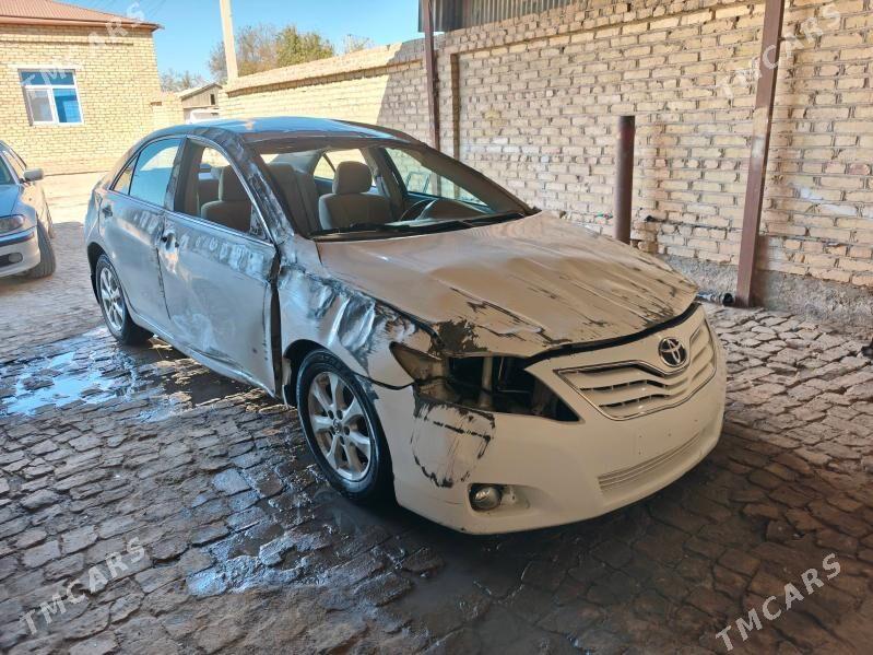 Toyota Camry 2010 - 105 000 TMT - Мары - img 6