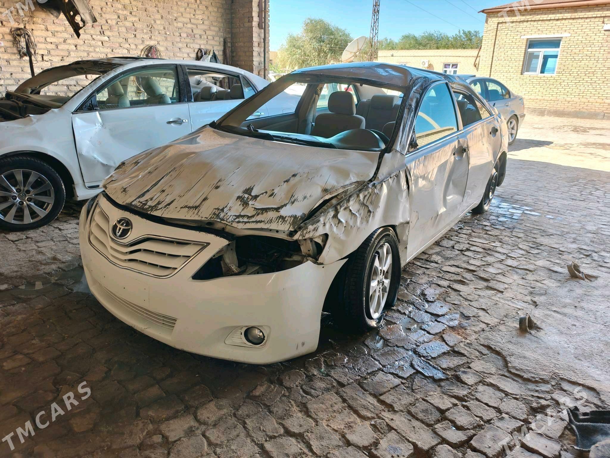 Toyota Camry 2010 - 105 000 TMT - Мары - img 7