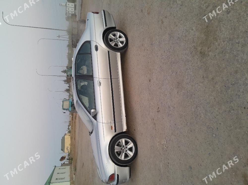 BMW 525 2000 - 75 000 TMT - Mary - img 3