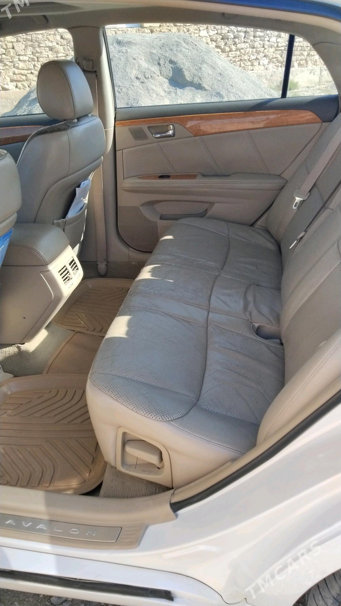 Toyota Avalon 2005 - 150 000 TMT - Gyzylarbat - img 7