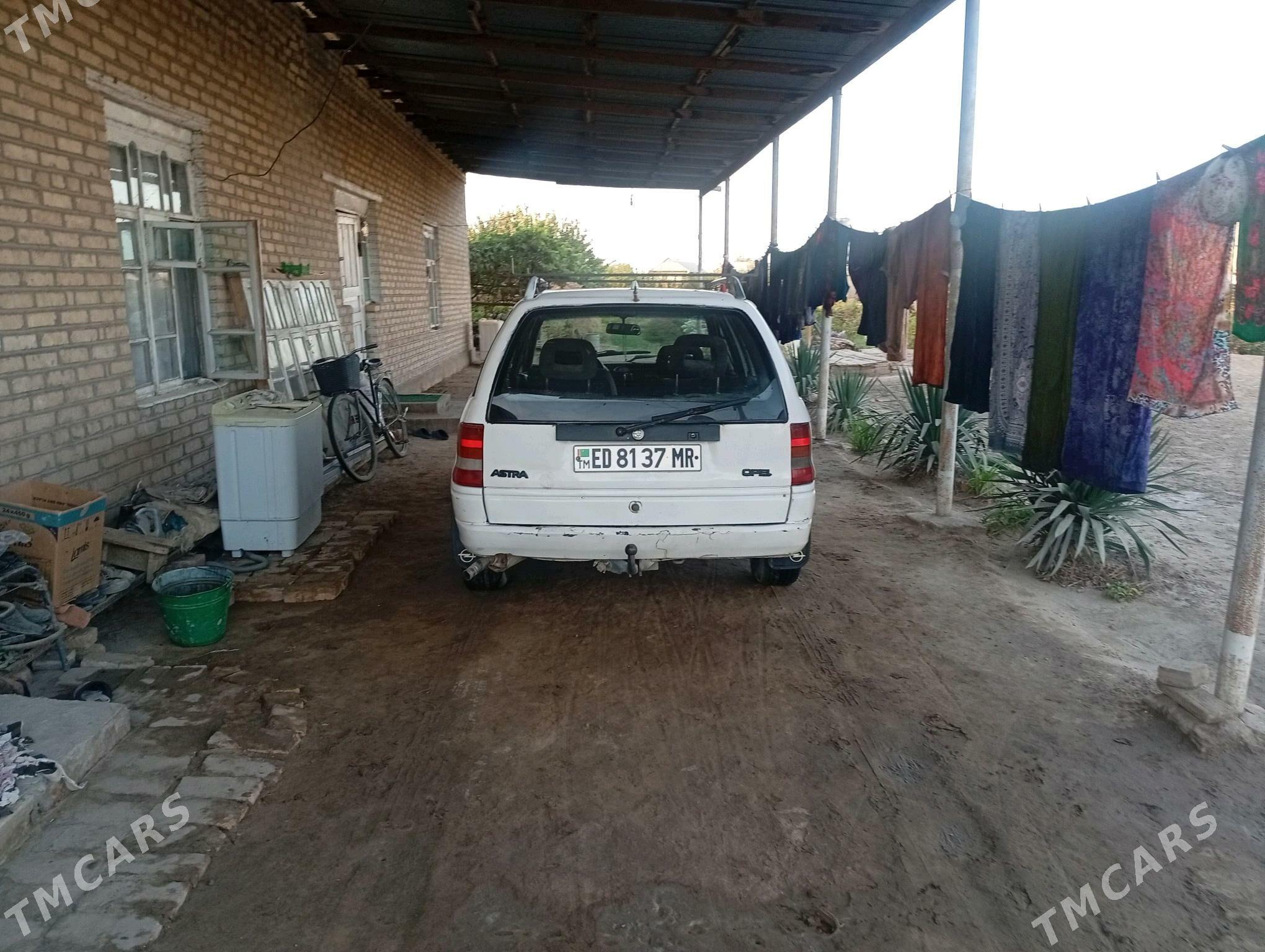 Opel Astra 1994 - 30 000 TMT - Türkmengala - img 3