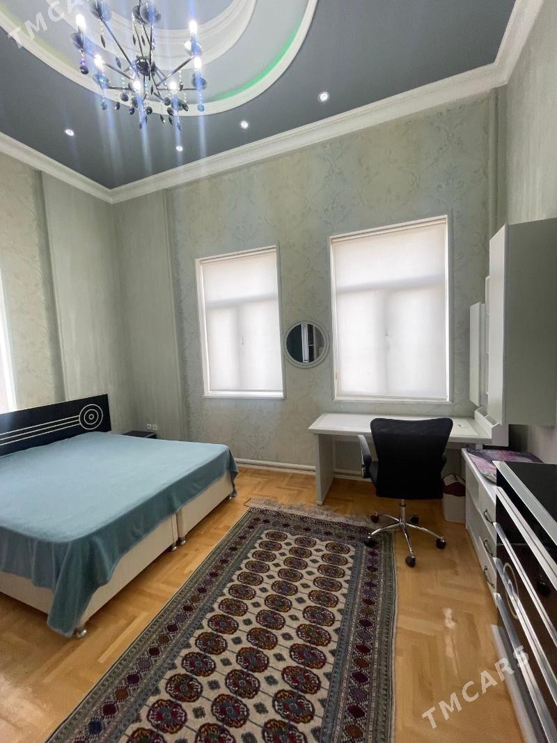 4 ком Элитка 5 этаж Советская - ул. Советская (Гарашсызлык шаёлы) - img 9