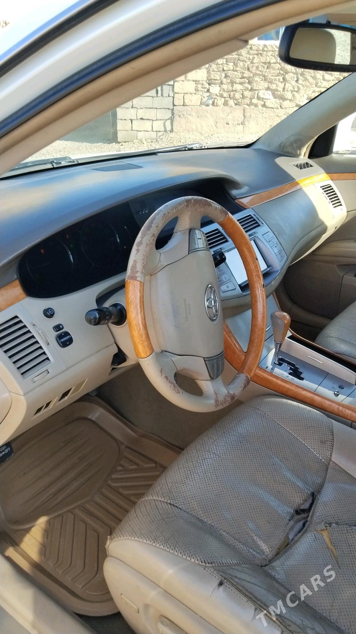 Toyota Avalon 2005 - 150 000 TMT - Gyzylarbat - img 8