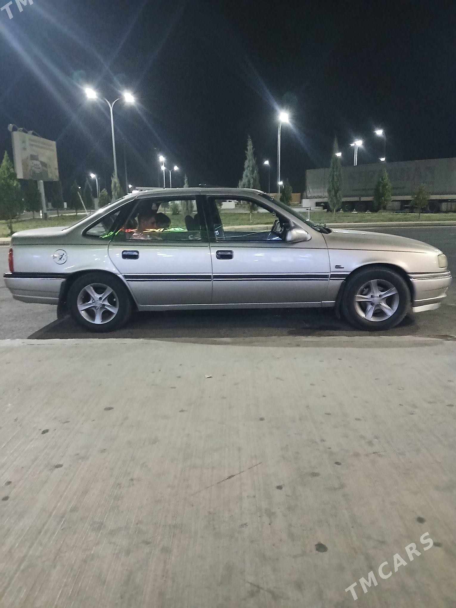 Opel Vectra 1995 - 33 000 TMT - Кака - img 1