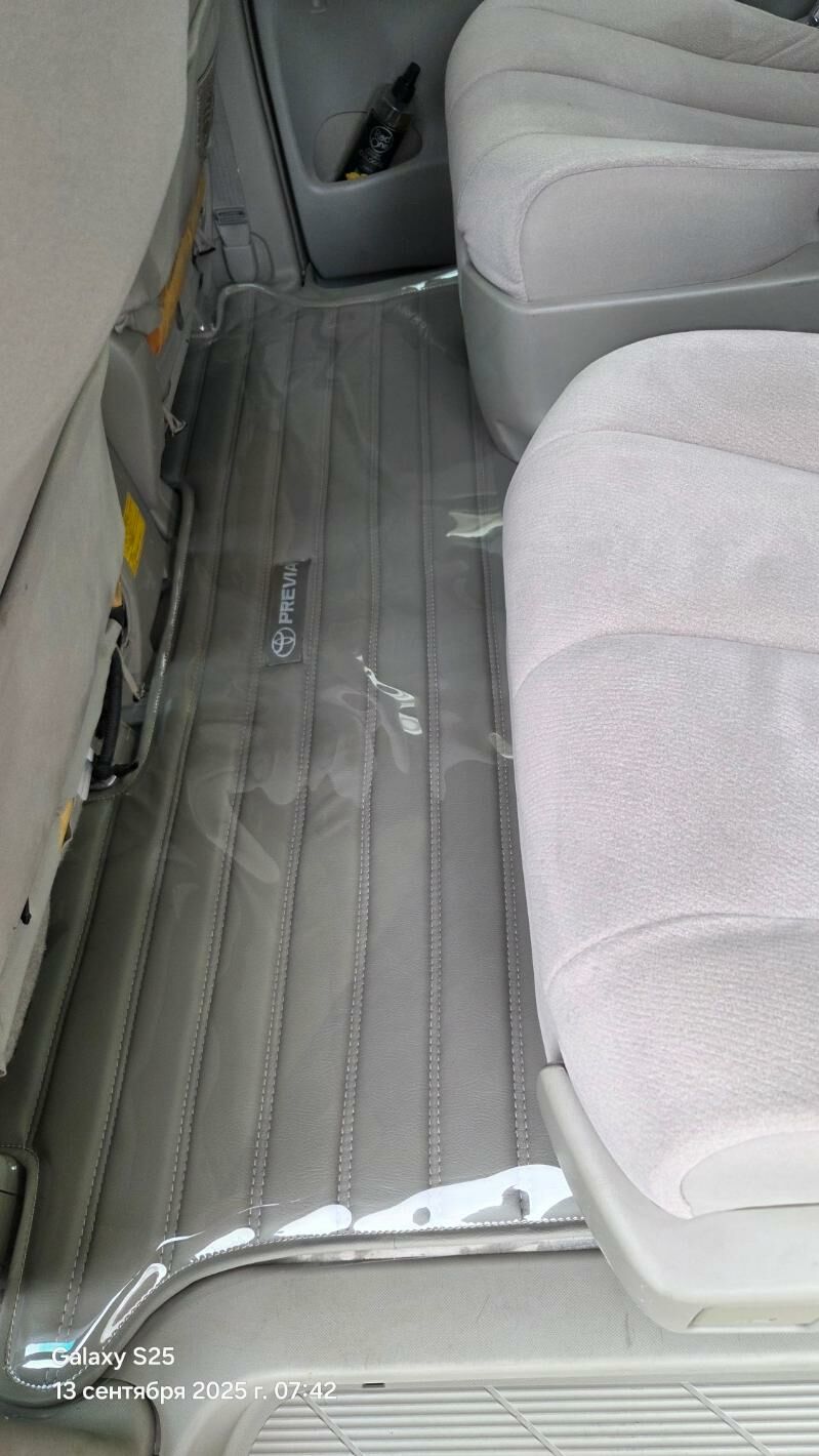 Toyota Previa 2011 - 300 000 TMT - 30 мкр - img 5