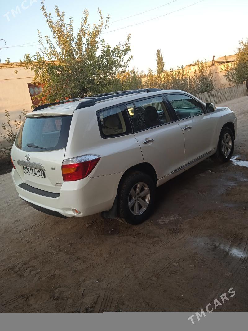 Toyota Highlander 2008 - 280 000 TMT - Дашогуз - img 2