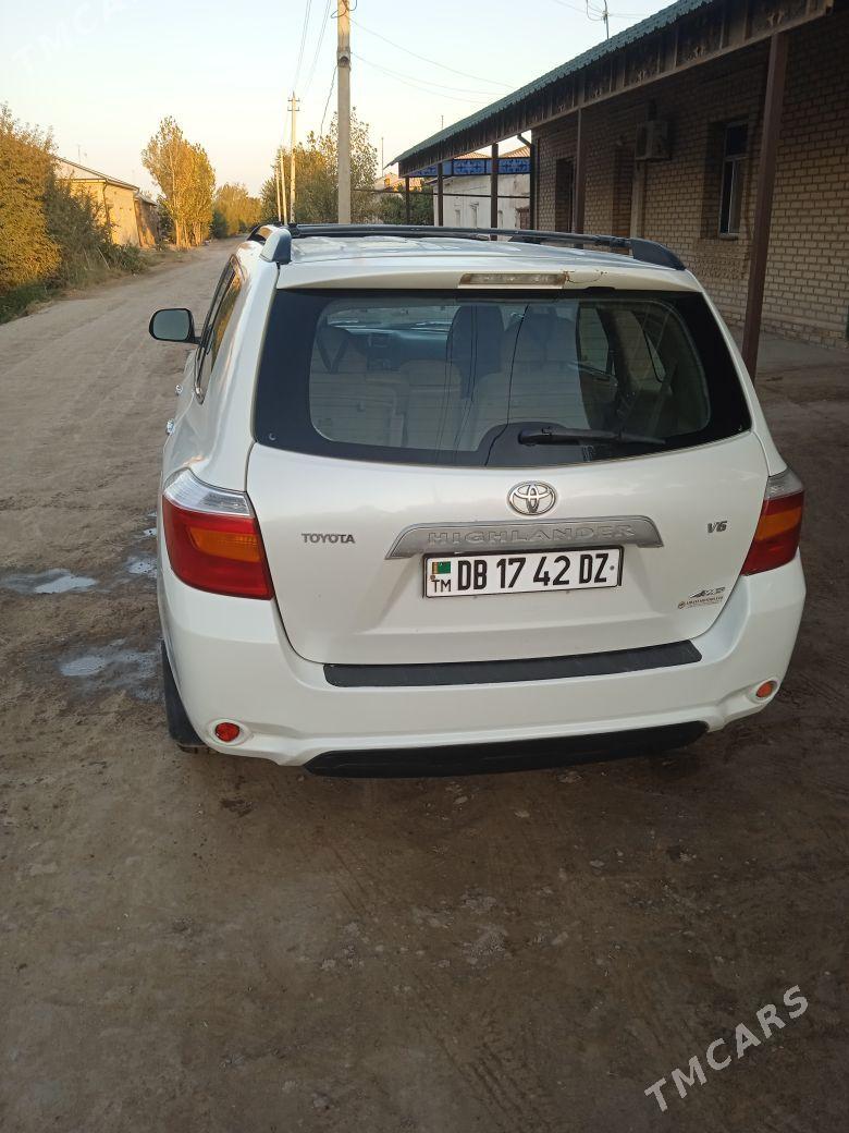 Toyota Highlander 2008 - 280 000 TMT - Дашогуз - img 4