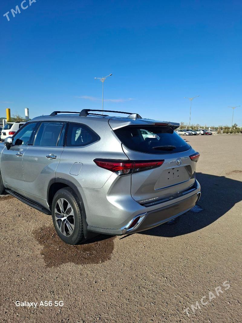 Toyota Highlander 2020 - 510 000 TMT - Дашогуз - img 4