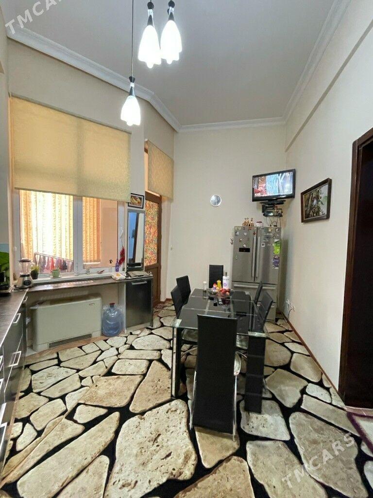 3 ком Элитка Подвойская 5 этаж - Podwoýski köç. (Bitarap Türkmenistan şaýoly) - img 3