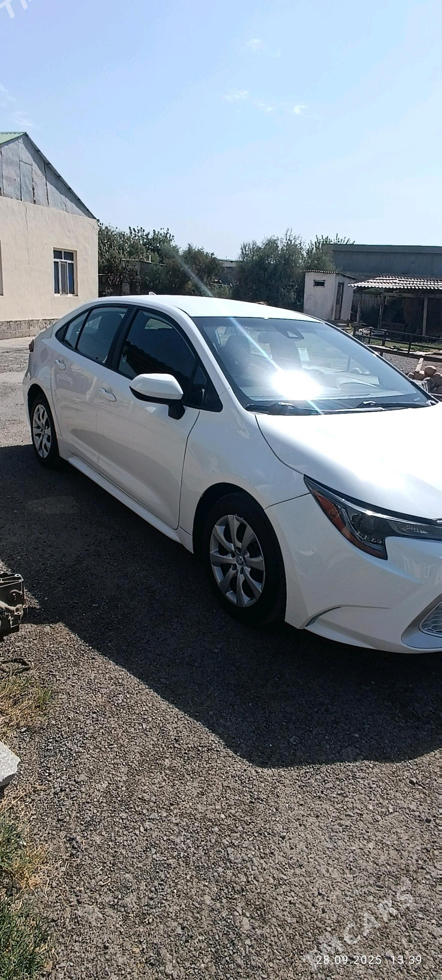 Toyota Corolla 2021 - 245 000 TMT - Гарадамак - img 3