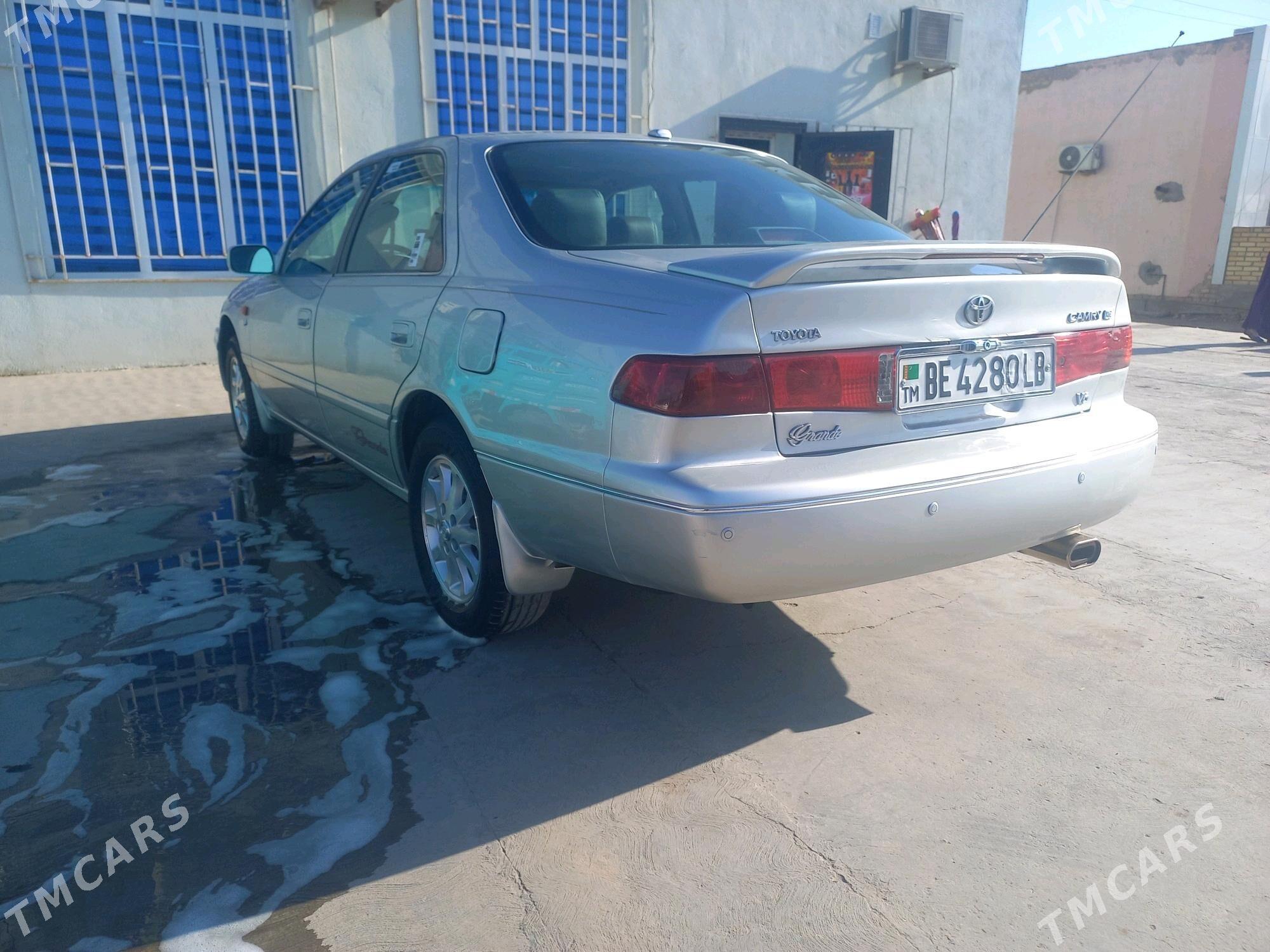 Toyota Camry 2000 - 170 000 TMT - Гарабекевюл - img 5