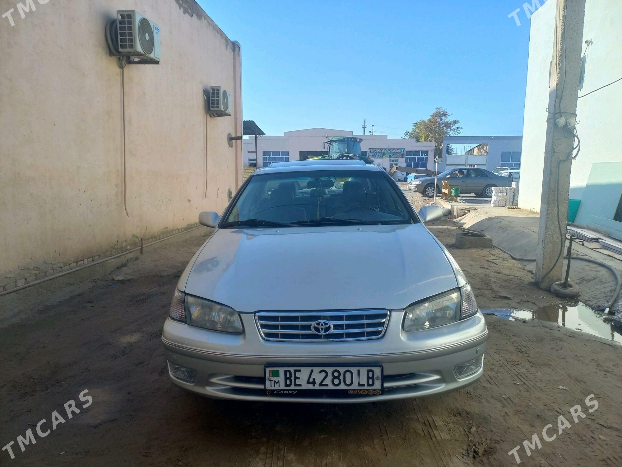 Toyota Camry 2000 - 170 000 TMT - Гарабекевюл - img 9