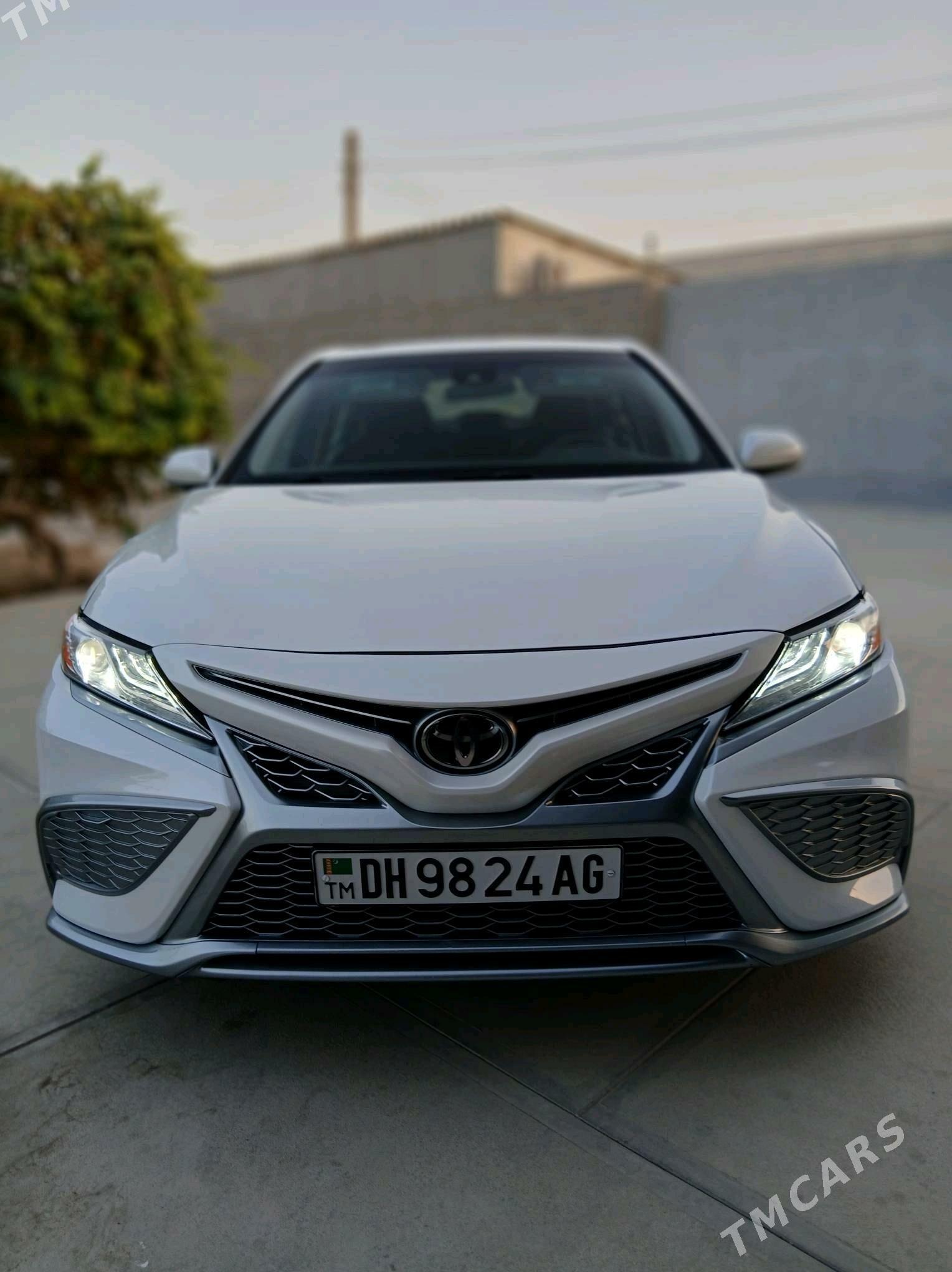 Toyota Camry 2019 - 265 000 TMT - Aşgabat - img 2