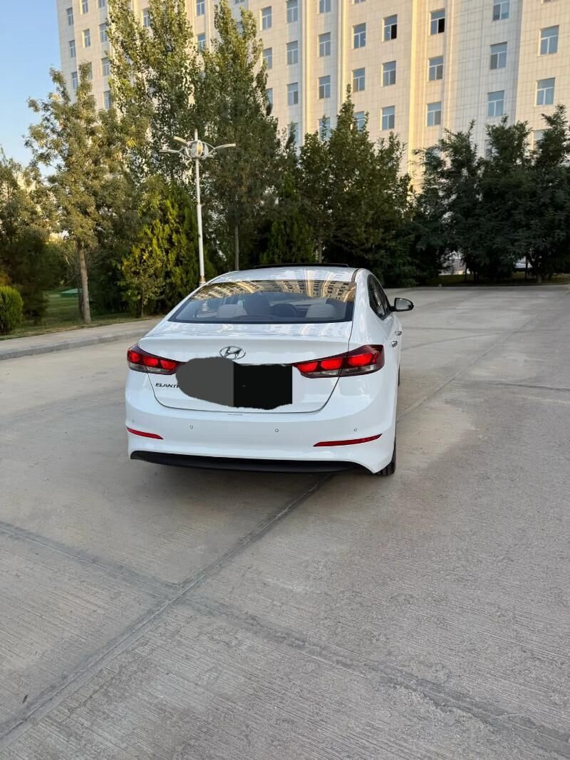 Hyundai Elantra 2018 - 245 000 TMT - Ашхабад - img 7
