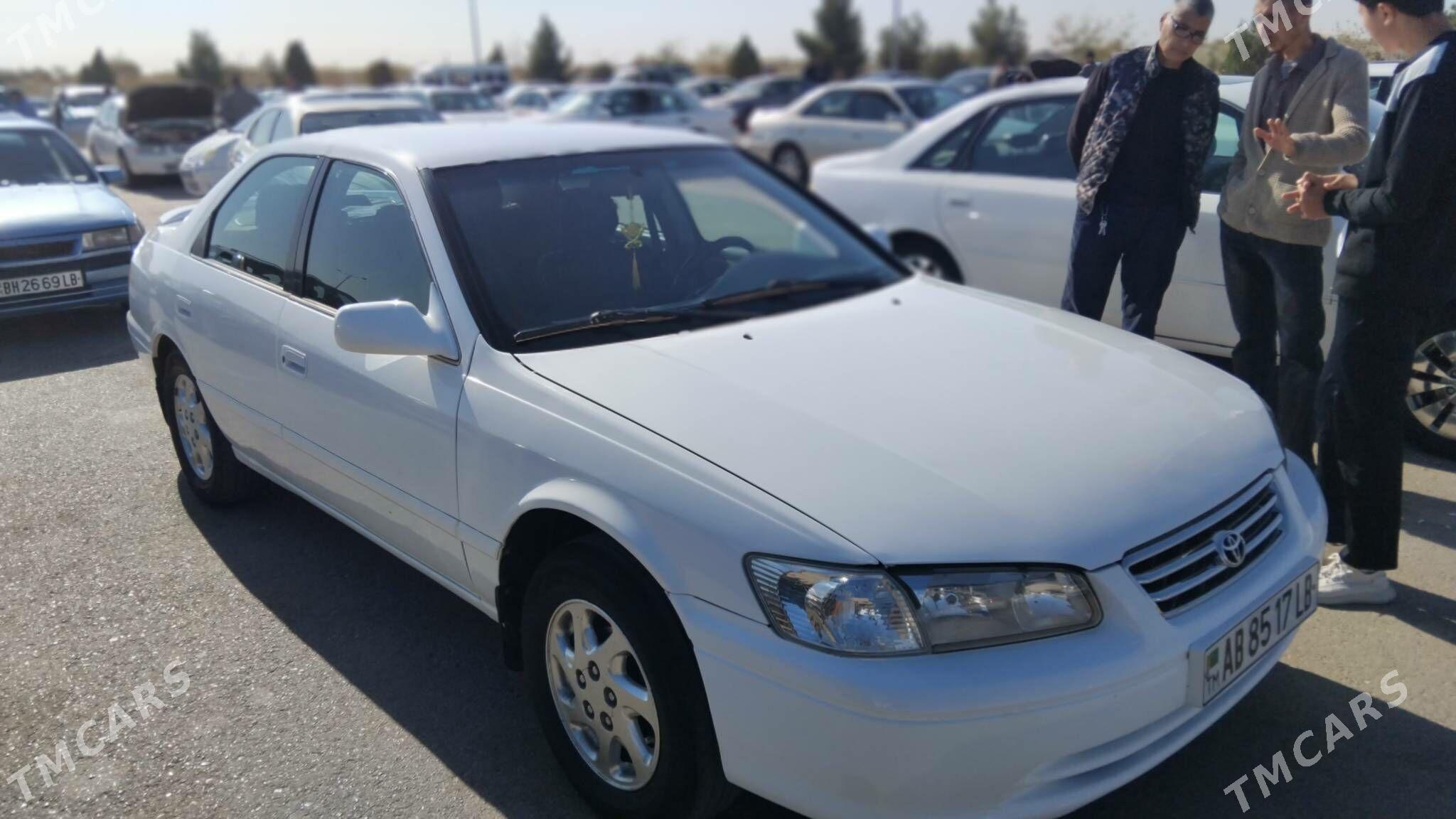 Toyota Camry 1999 - 125 000 TMT - Dänew - img 2