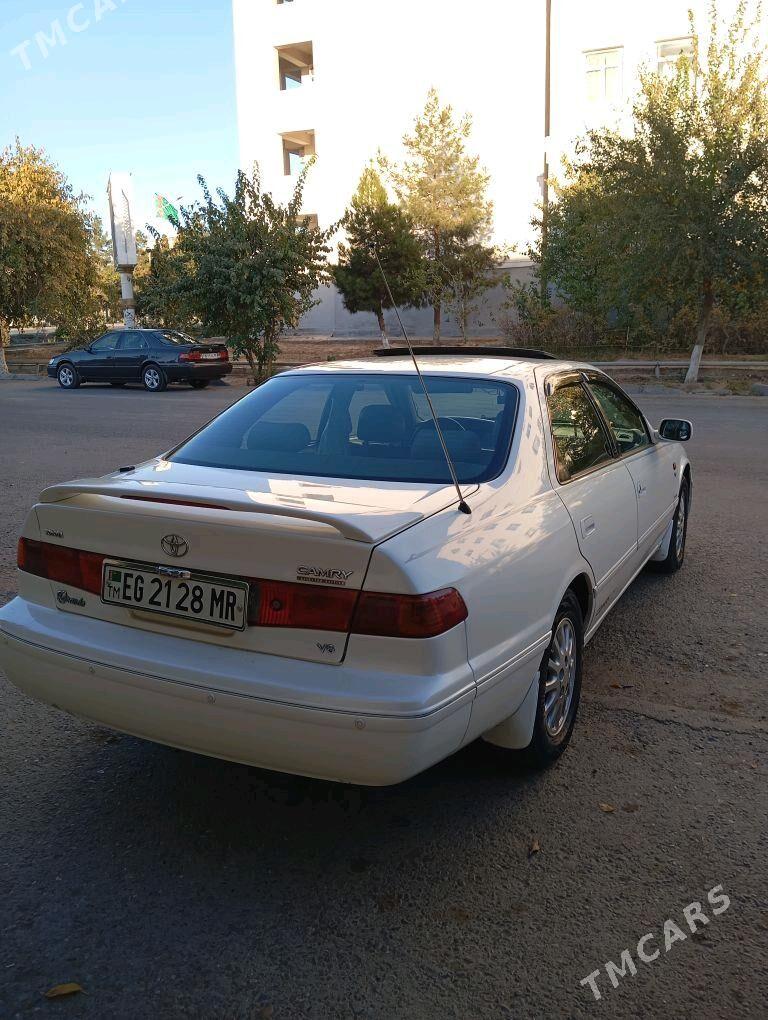 Toyota Camry 2000 - 167 000 TMT - Мары - img 6