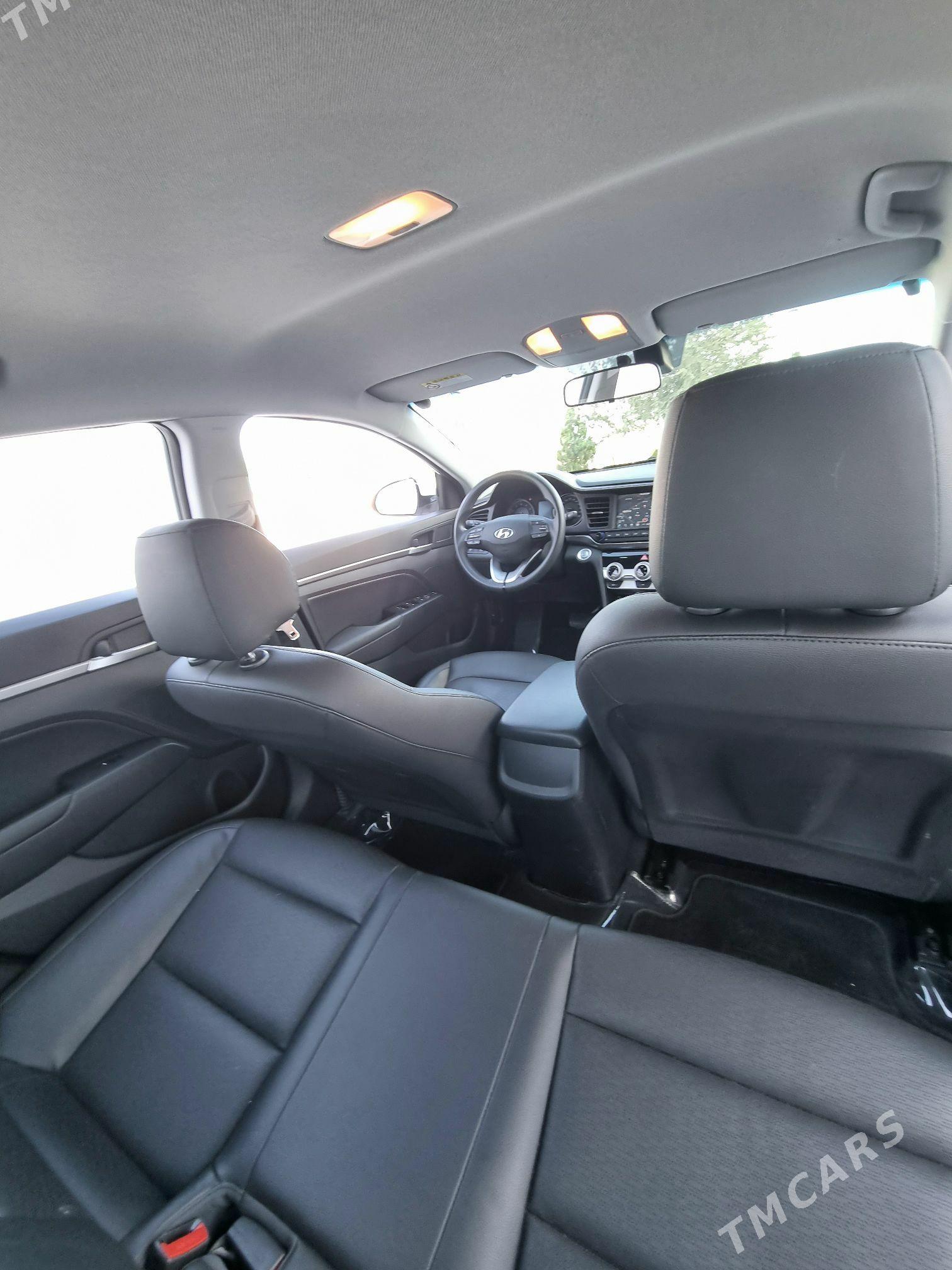 Hyundai Elantra 2020 - 230 000 TMT - 16-njy tapgyr - img 5