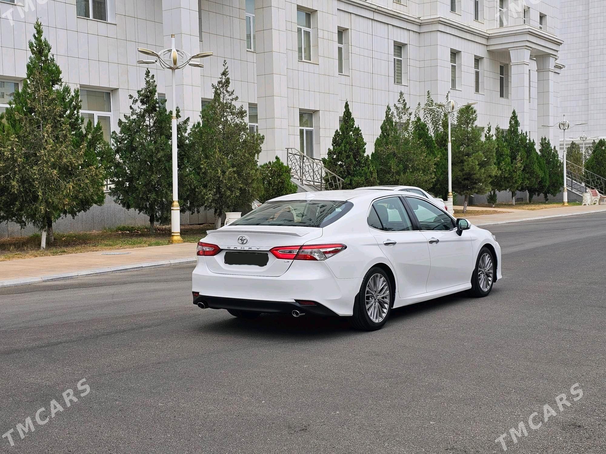 Toyota Camry 2019 - 235 000 TMT - Aşgabat - img 2