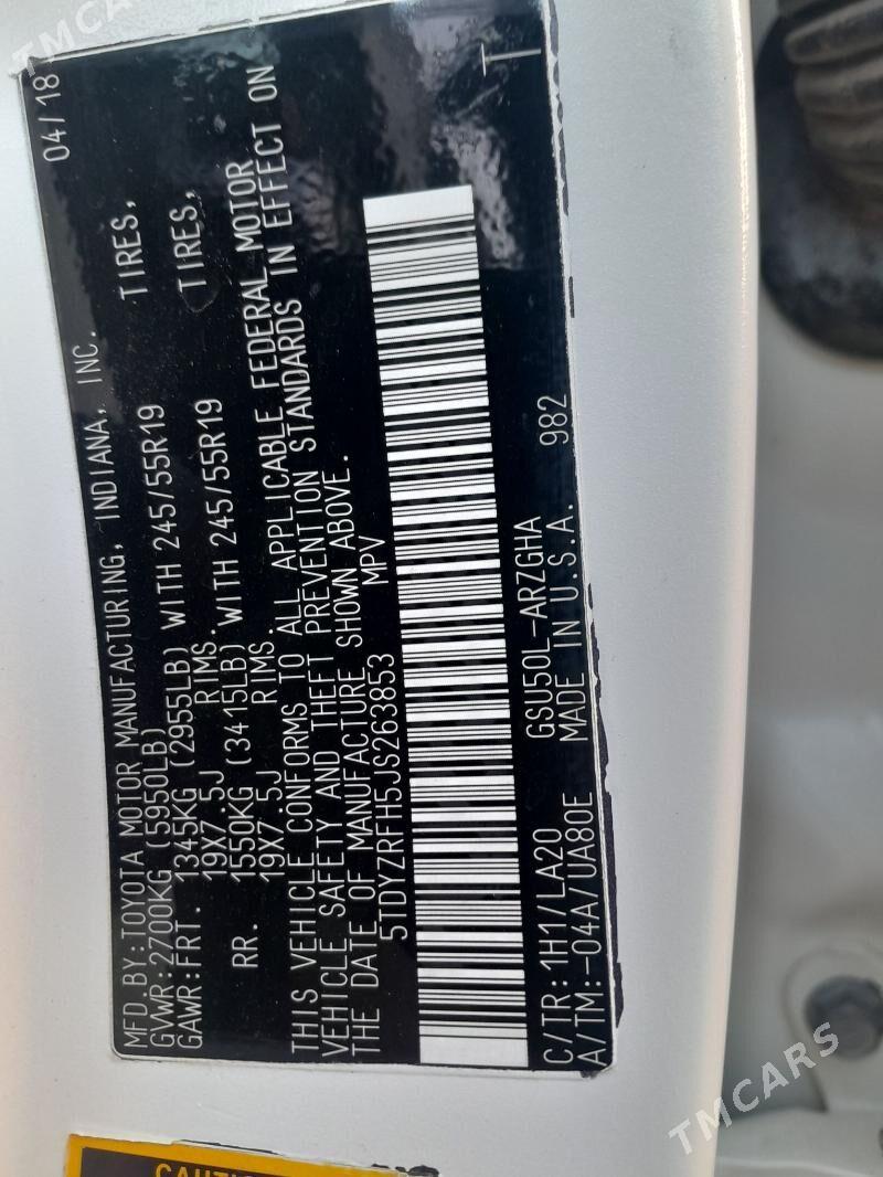 Toyota Highlander 2018 - 420 000 TMT - Atatürk köç. - img 2