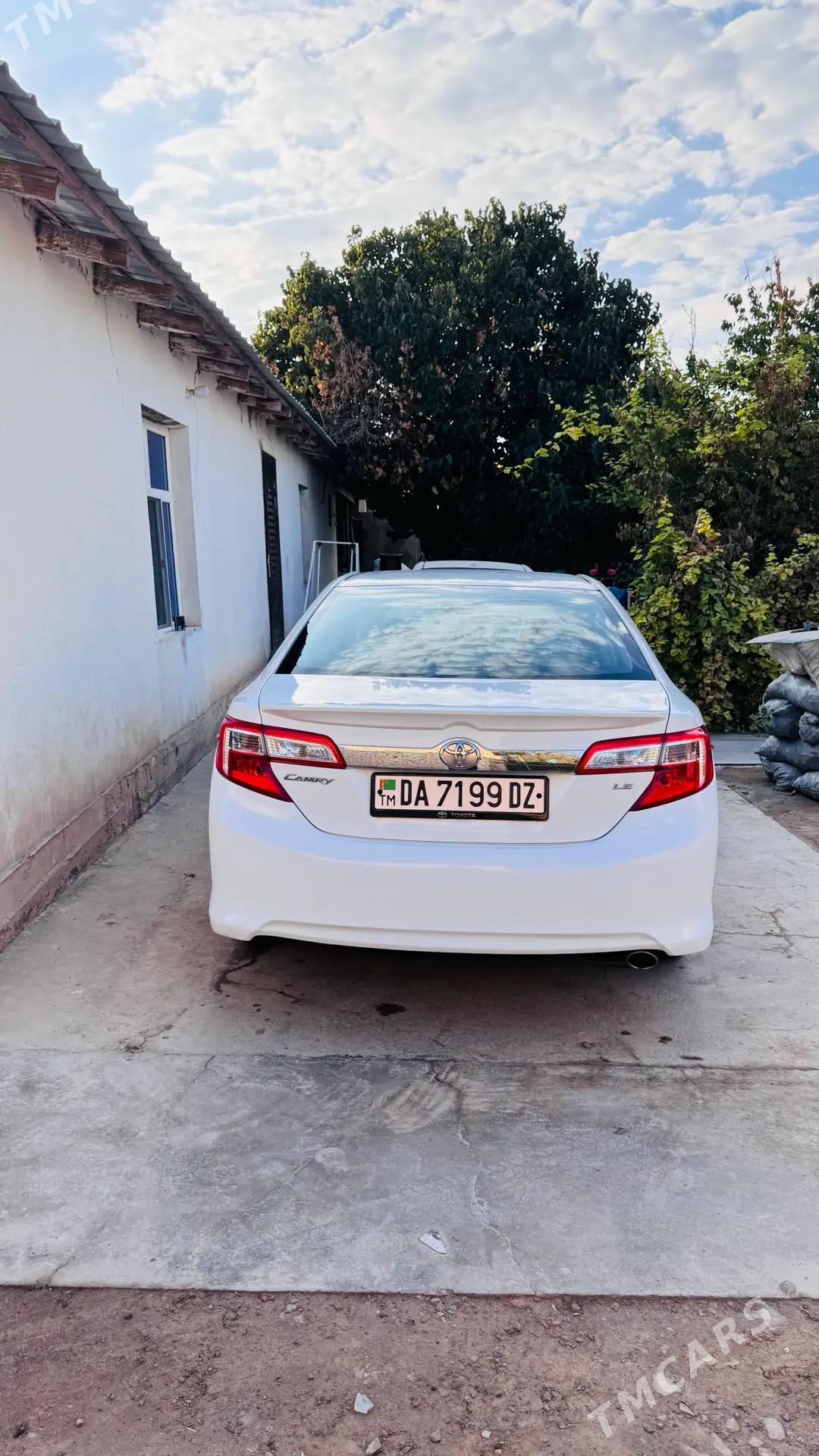 Toyota Camry 2012 - 230 000 TMT - Кёнеургенч - img 2