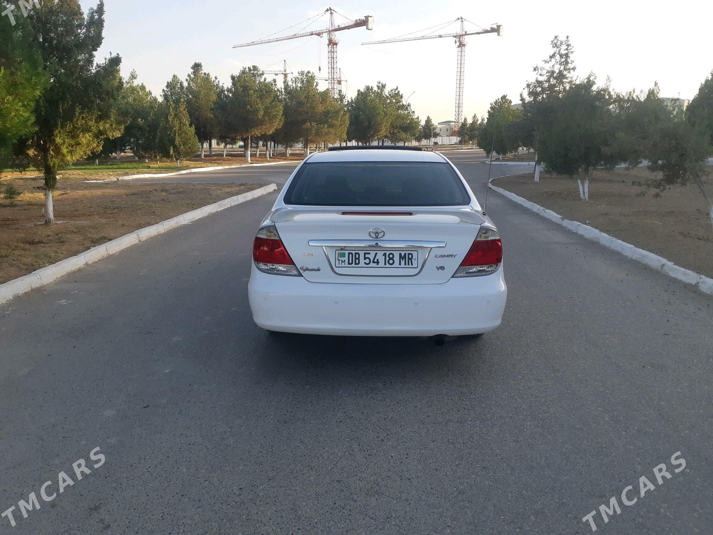 Toyota Camry 2005 - 200 000 TMT - Мары - img 3