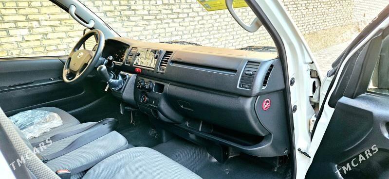 Toyota Hiace 2025 - 475 000 TMT - Мары - img 2