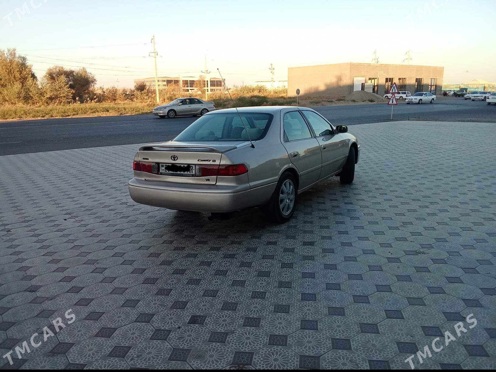 Toyota Camry 2000 - 145 000 TMT - Mary - img 5