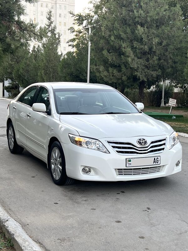Toyota Camry 2010 - 160 000 TMT - Ашхабад - img 2