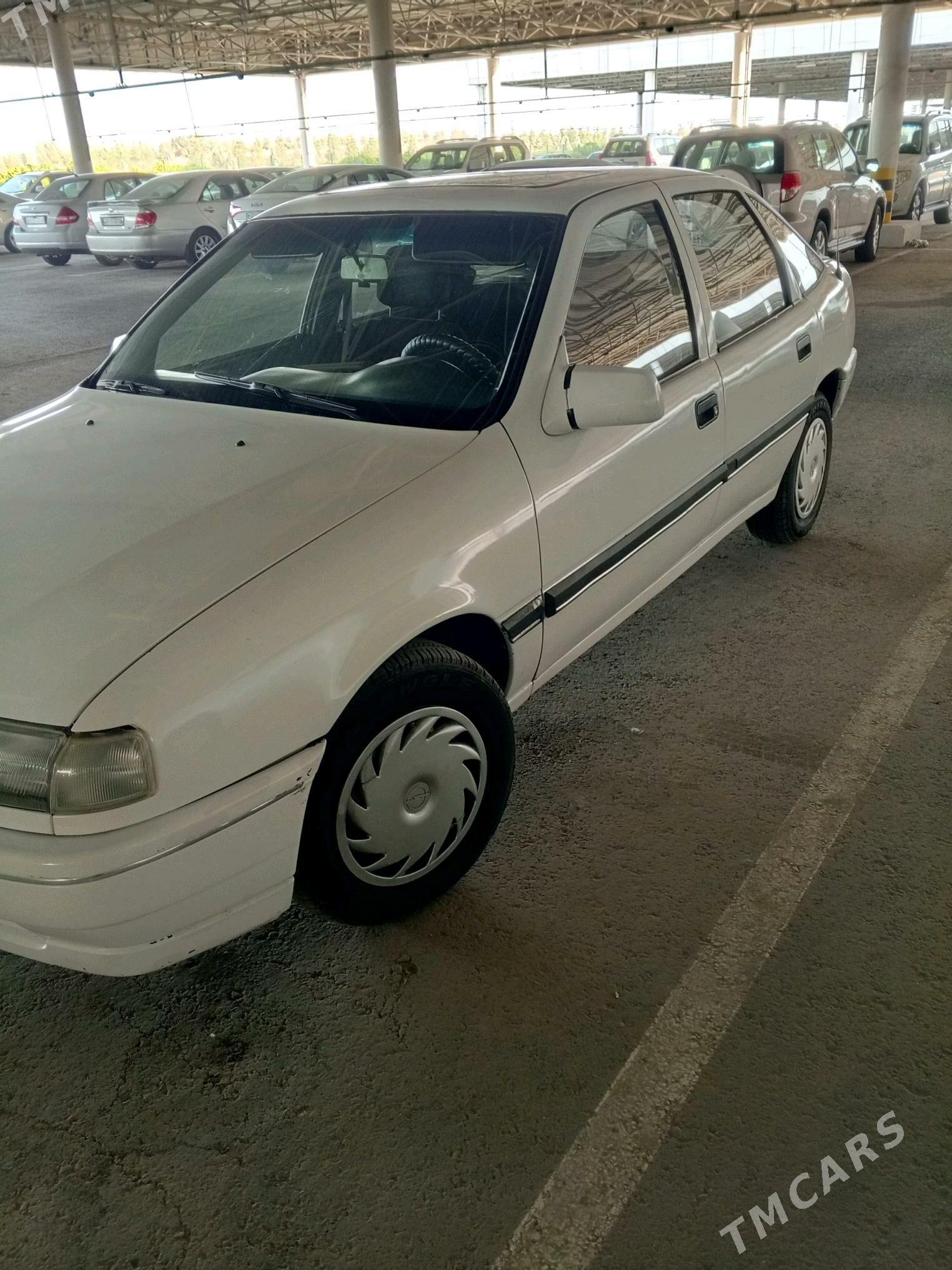Opel Vectra 1991 - 35 000 TMT - Туркменбаши - img 4
