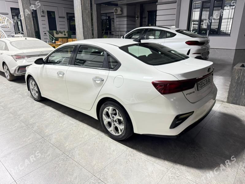 Kia Forte 2021 - 197 000 TMT - Ашхабад - img 4