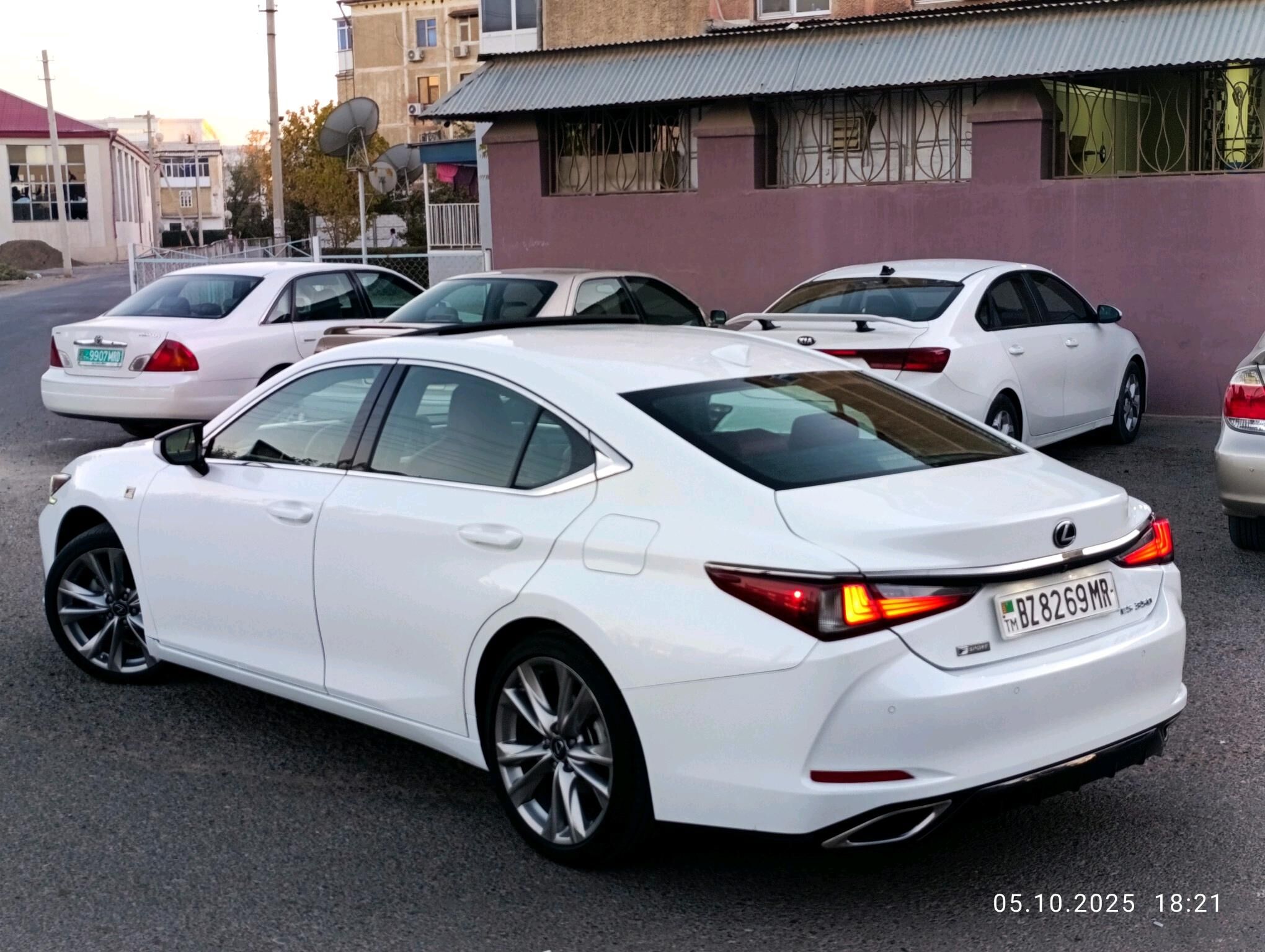 Lexus ES 350 2020 - 550 000 TMT - Mary - img 4