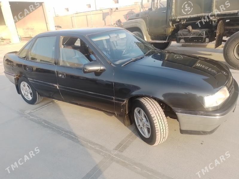 Opel Vectra 1992 - 32 000 TMT - Мары - img 3