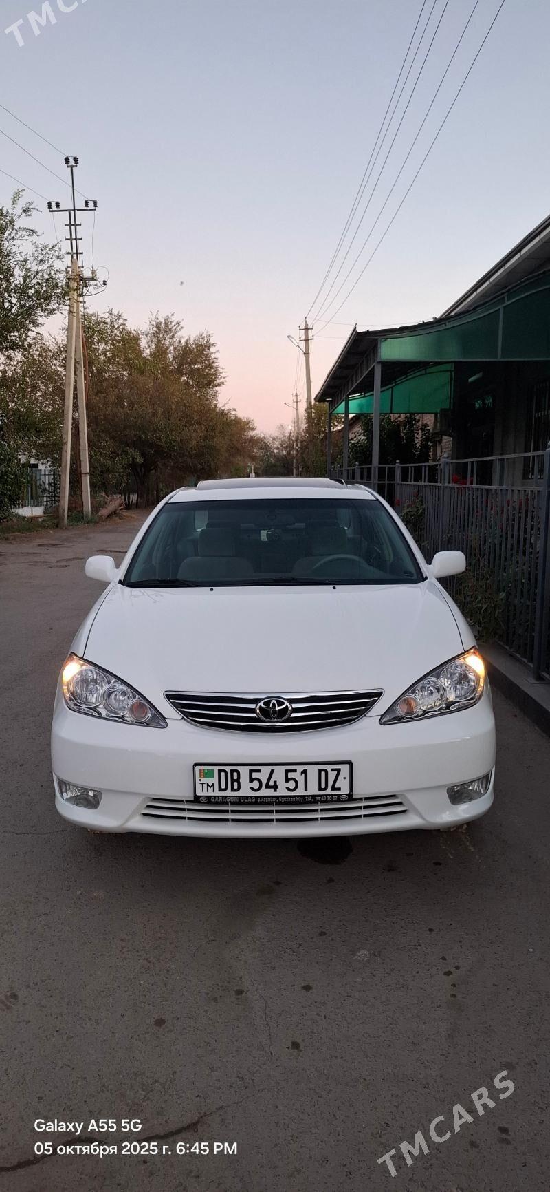 Toyota Camry 2003 - 184 000 TMT - Дашогуз - img 8