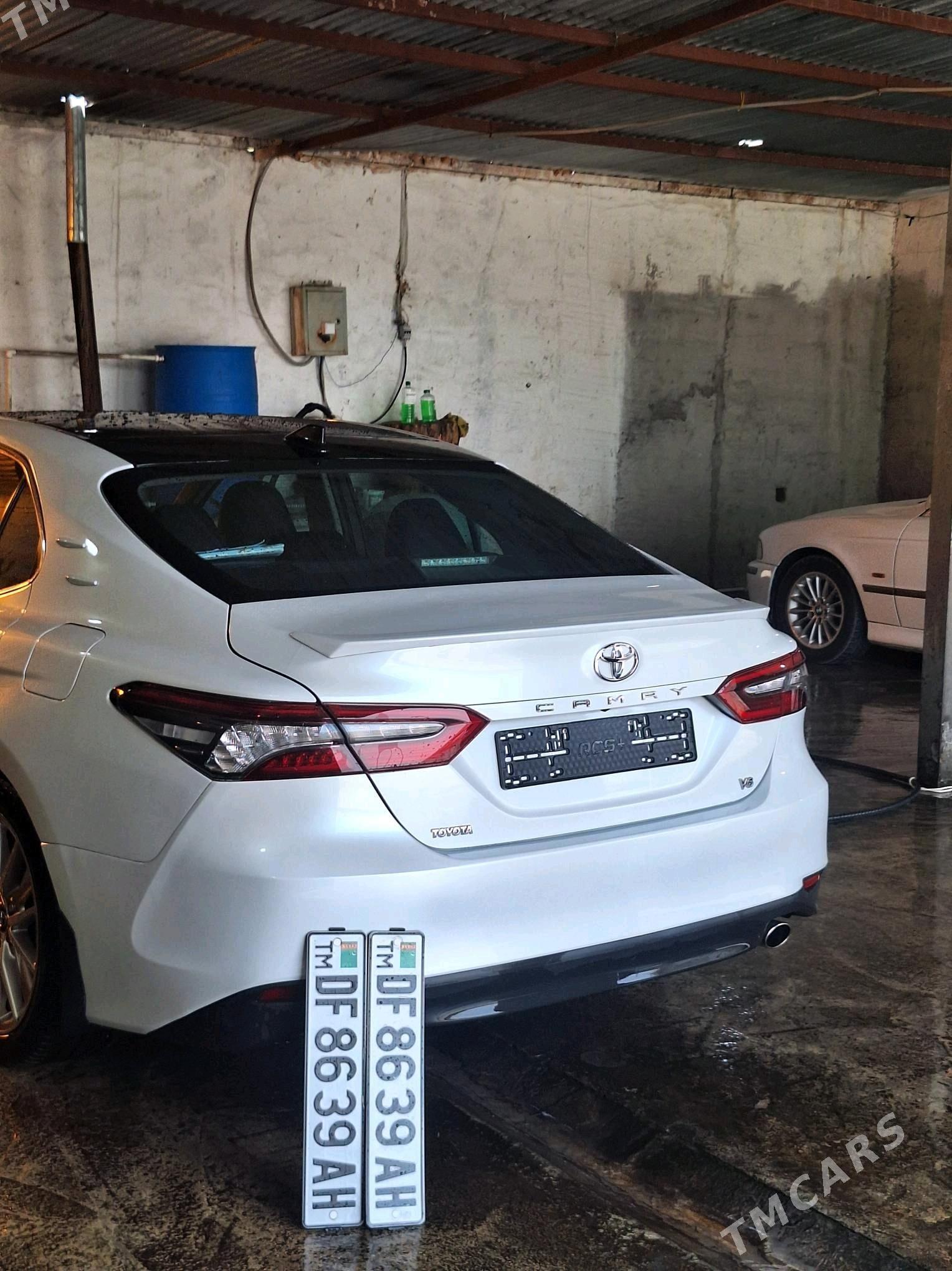 Toyota Camry 2020 - 500 000 TMT - Гуртли - img 3