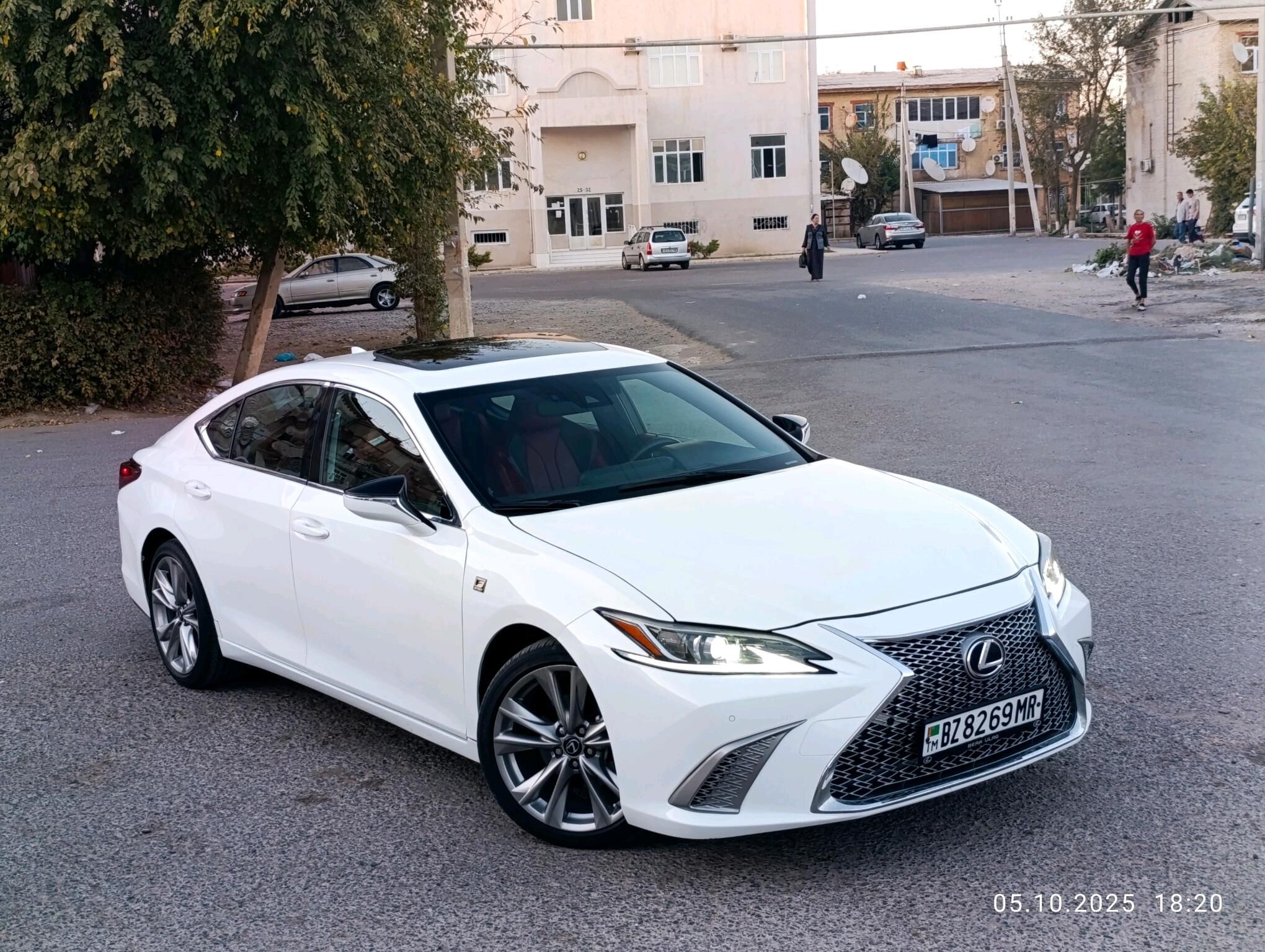 Lexus ES 350 2020 - 550 000 TMT - Mary - img 9