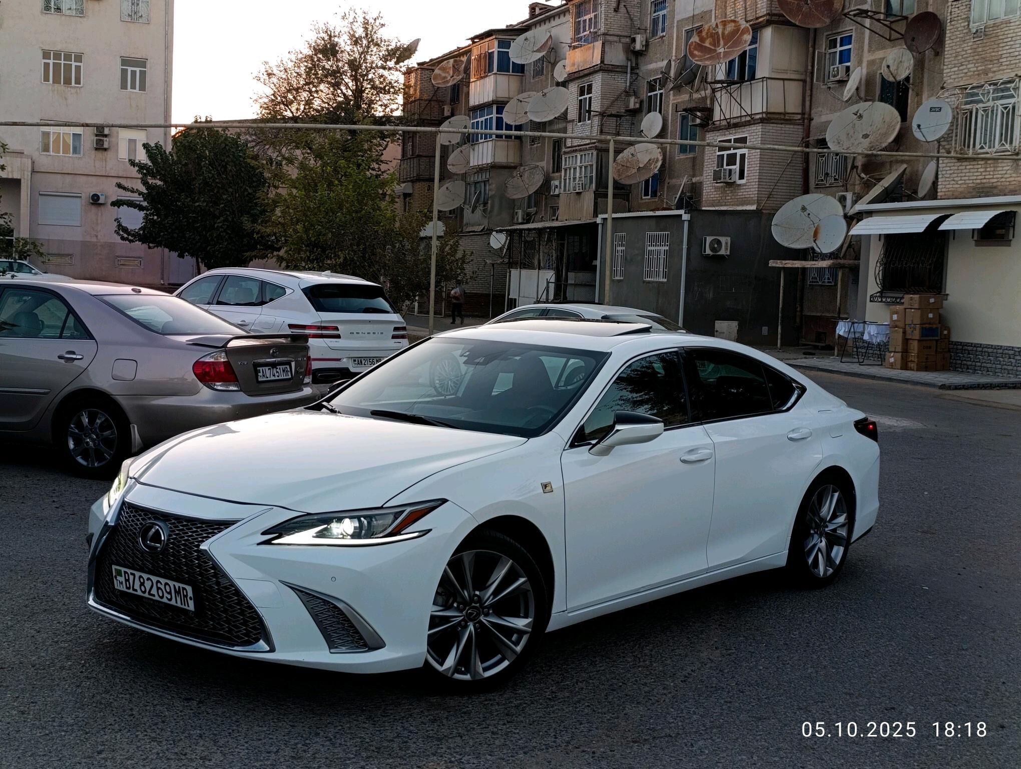 Lexus ES 350 2020 - 550 000 TMT - Mary - img 10