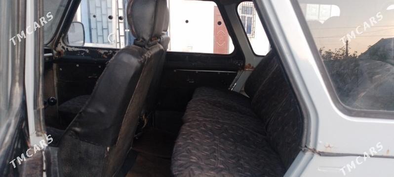 UAZ 469 2002 - 60 000 TMT - Hojambaz - img 2