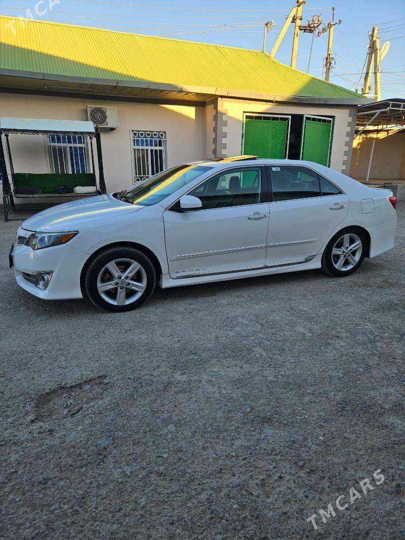 Toyota Camry 2012 - 247 000 TMT - Aşgabat - img 2