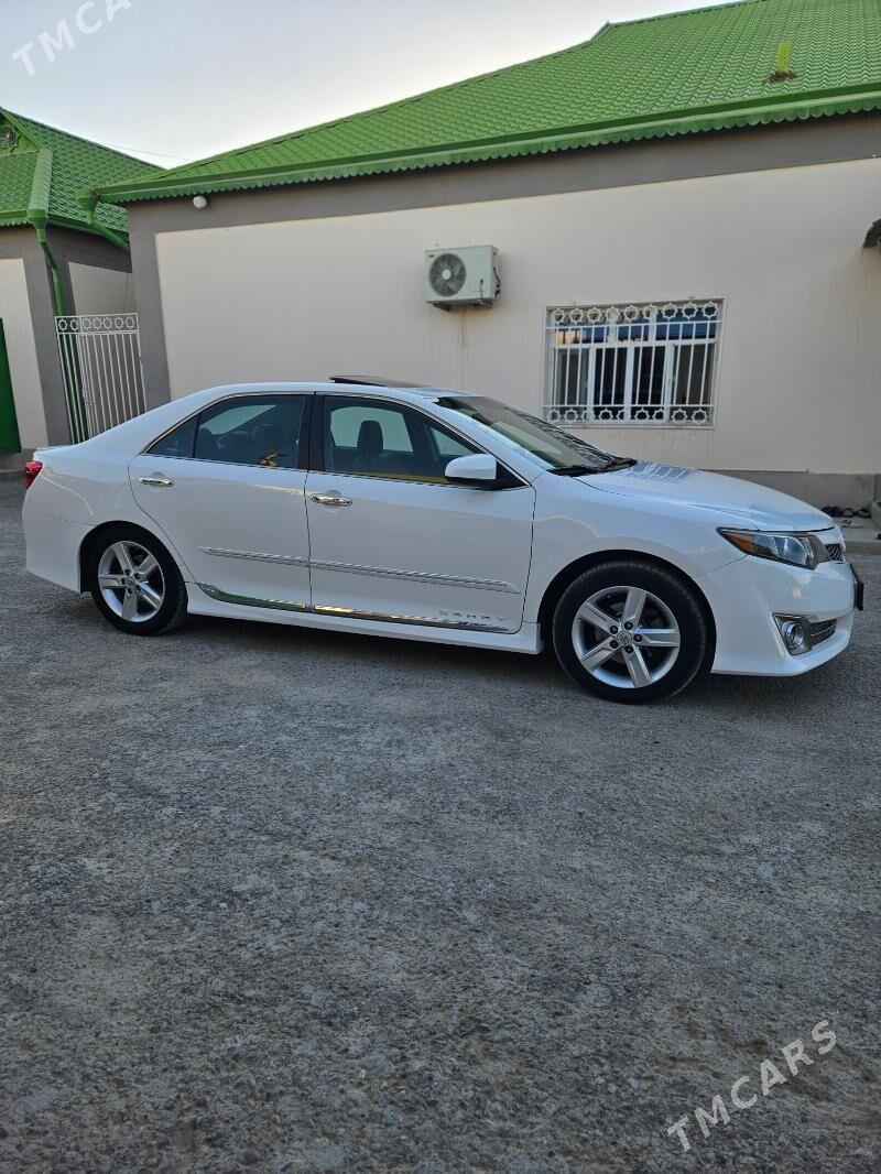 Toyota Camry 2012 - 247 000 TMT - Aşgabat - img 4