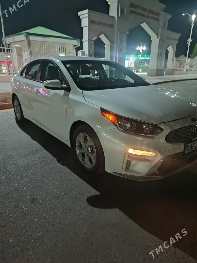 Kia Forte 2022 - 260 000 TMT - Мары - img 5