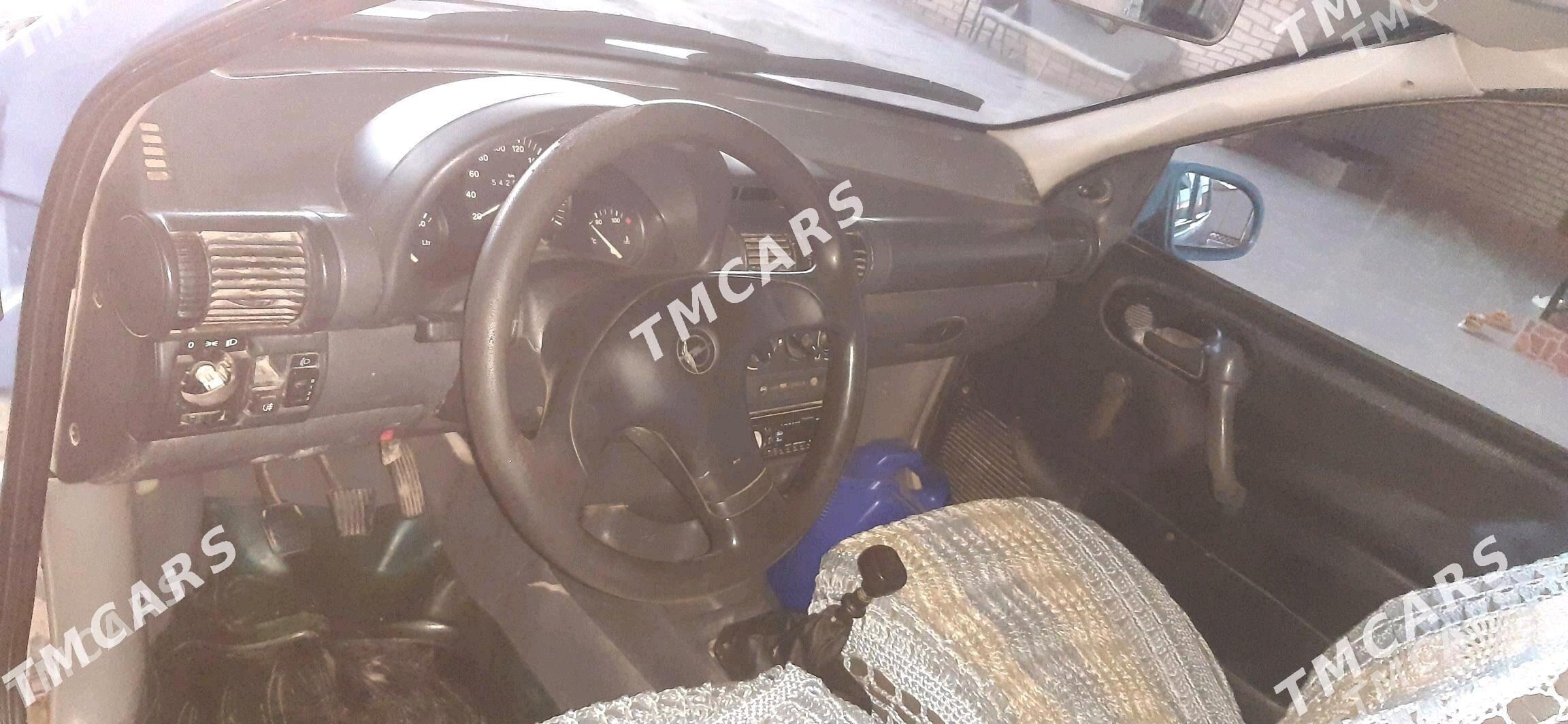 Opel Vita 1995 - 31 000 TMT - Сакарчага - img 5