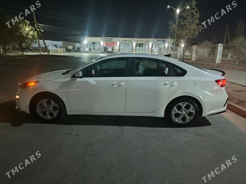 Kia Forte 2022 - 260 000 TMT - Мары - img 2