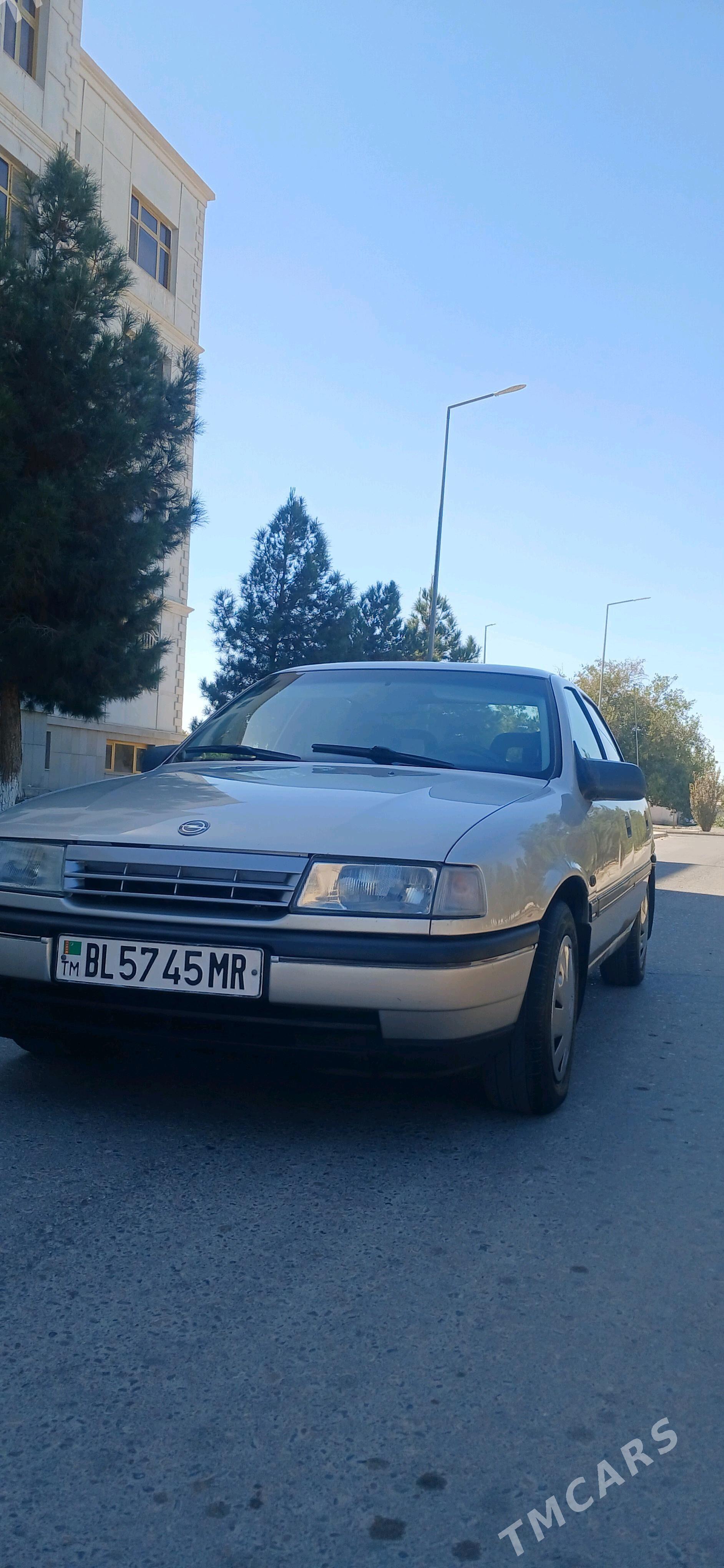 Opel Vectra 1992 - 48 000 TMT - Мары - img 4