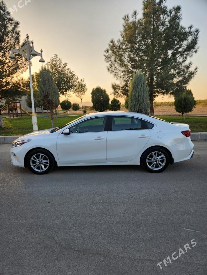 Kia Forte 2022 - 250 000 TMT - ул. Подвойского (Битарап Туркменистан шаёлы) - img 3