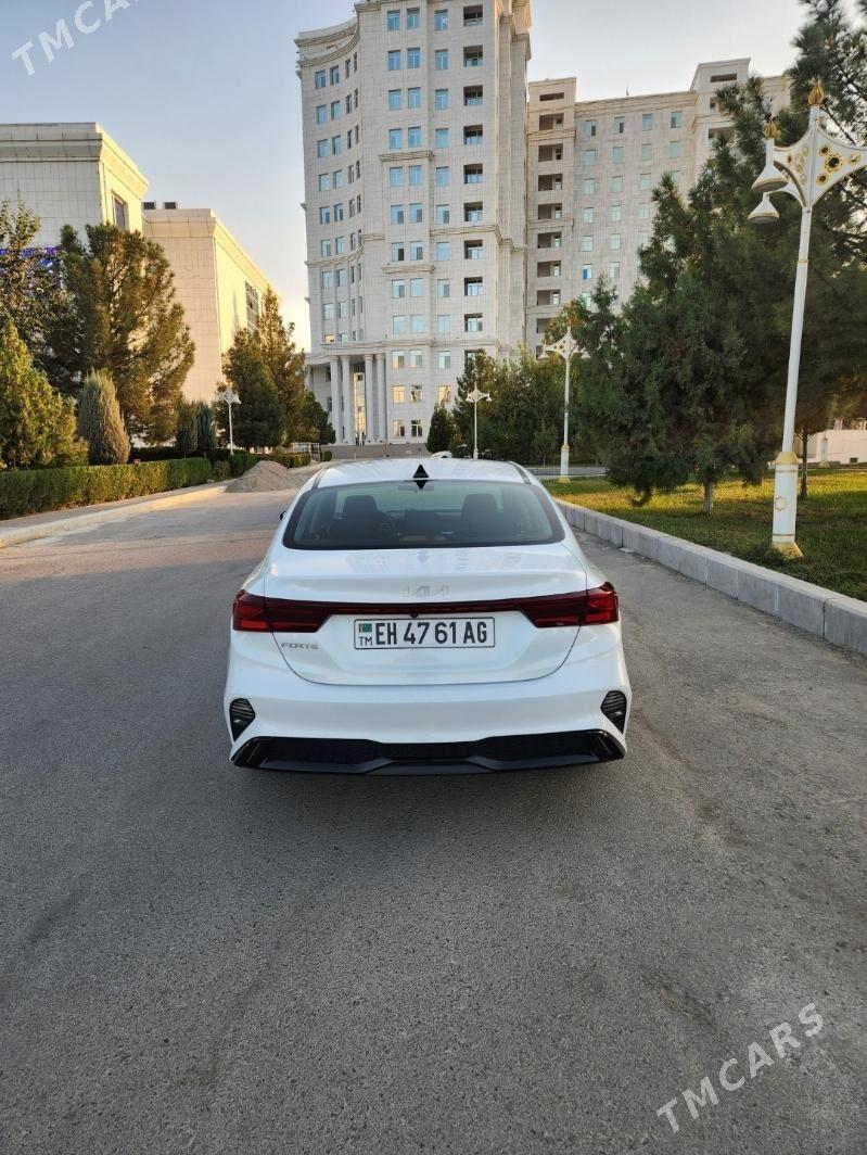 Kia Forte 2022 - 250 000 TMT - ул. Подвойского (Битарап Туркменистан шаёлы) - img 4