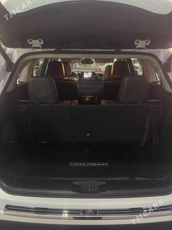 Toyota Highlander 2022 - 560 000 TMT - Aşgabat - img 8