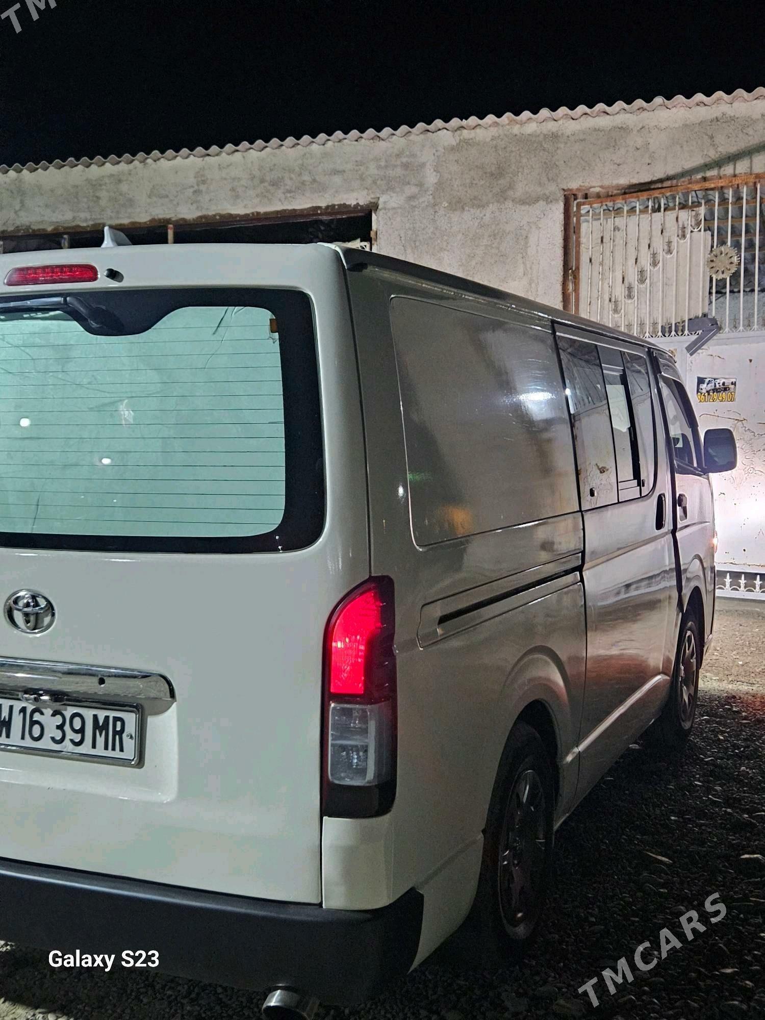 Toyota Hiace 2008 - 250 000 TMT - Векильбазар - img 3