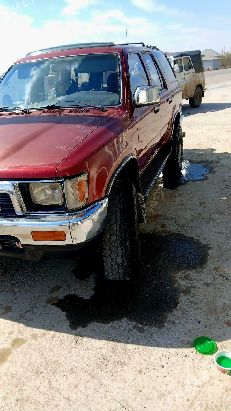 Toyota 4Runner 1993 - 100 000 TMT - Векильбазар - img 4