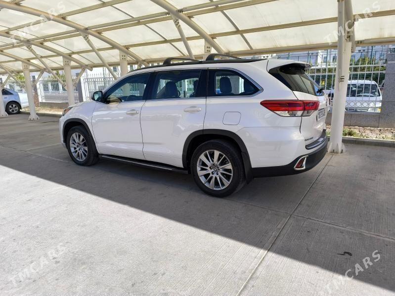 Toyota Highlander 2018 - 470 000 TMT - Дашогуз - img 7