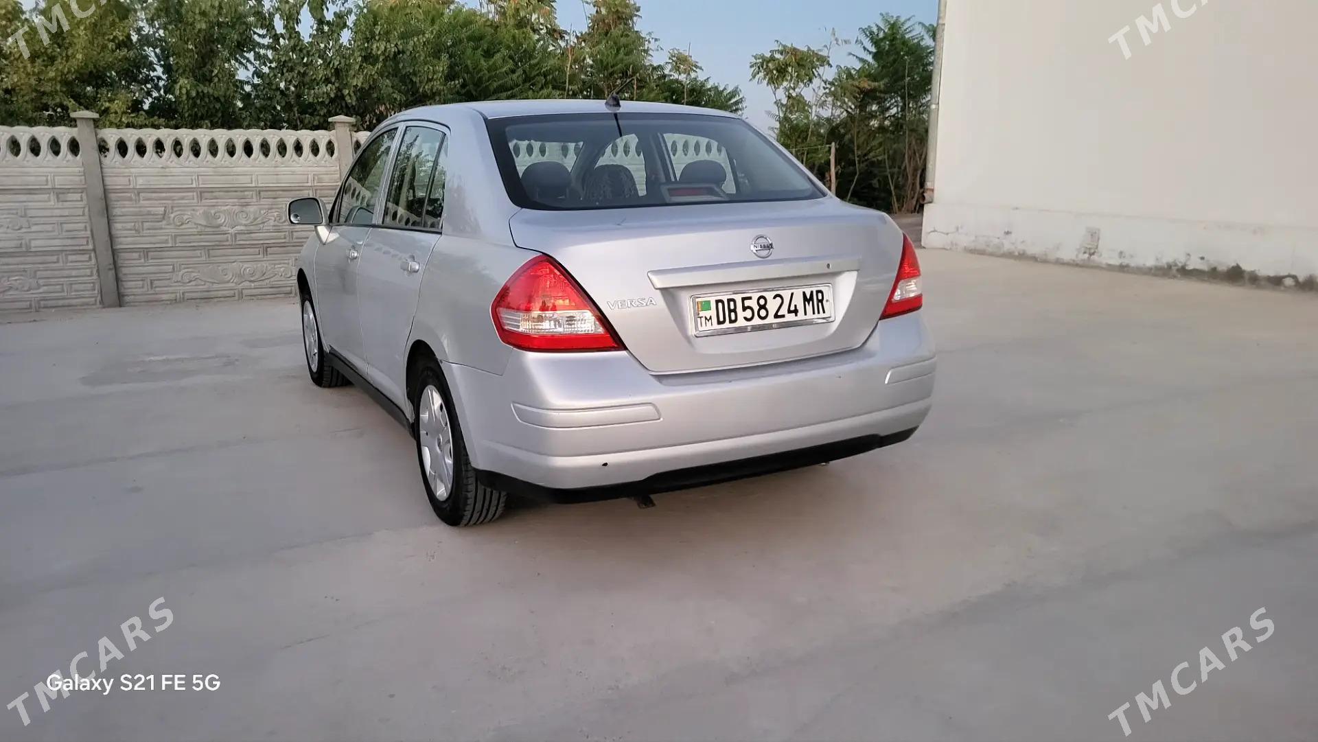 Nissan Versa 2010 - 105 000 TMT - Ёлётен - img 2